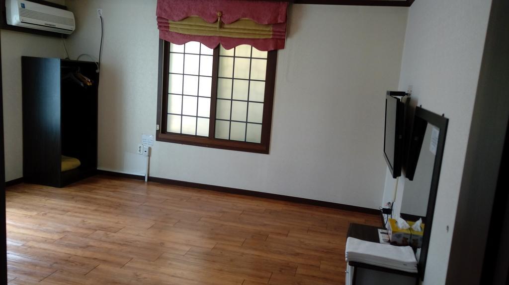 Jeju Sea-Port Pension Екстер'єр фото